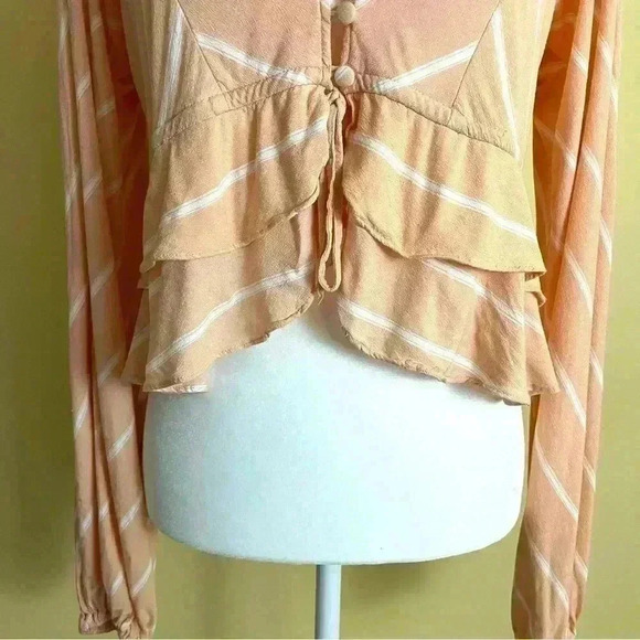 Free People Coral/White Stripe Scoop Neck Button Tiered Crop Peasant Top Size S - Picture 7 of 10